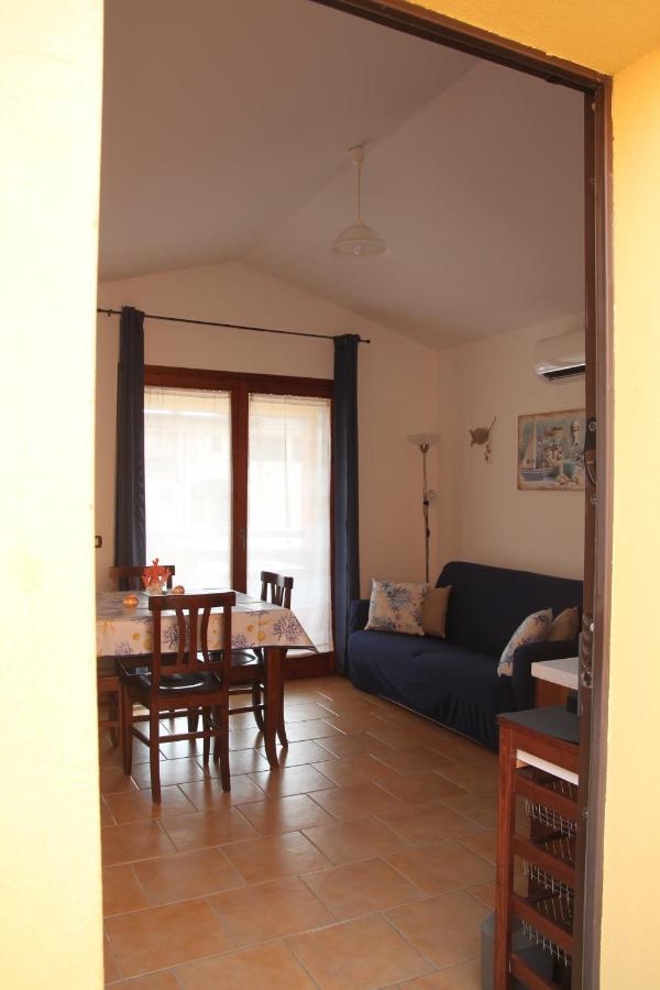 Magibac Due - Casa Vicino Aeroporto E Mater Olbia Apartment Exterior photo