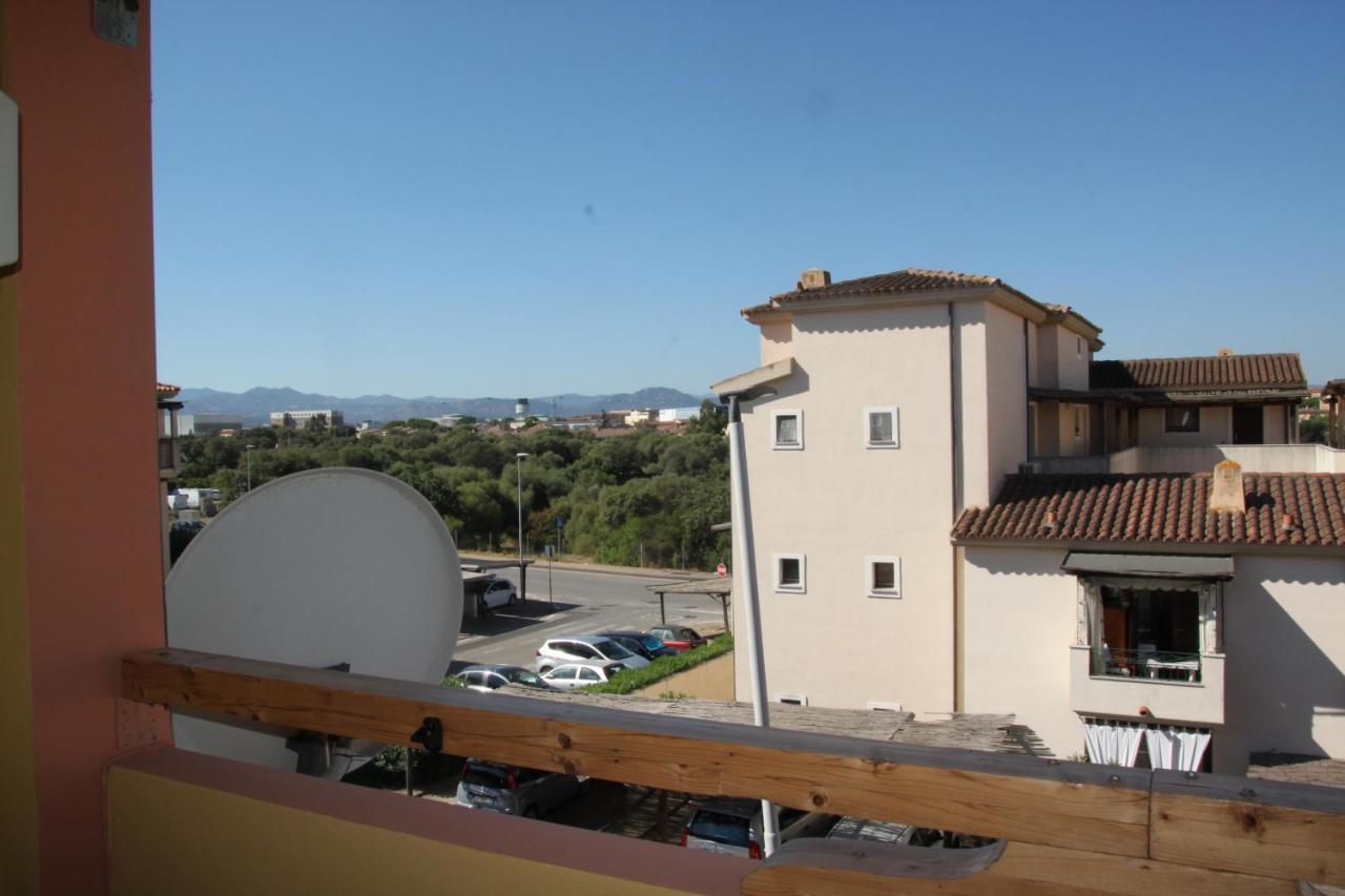 Magibac Due - Casa Vicino Aeroporto E Mater Olbia Apartment Exterior photo