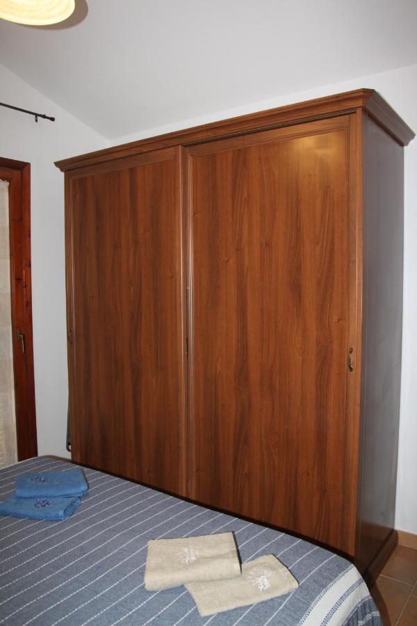 Magibac Due - Casa Vicino Aeroporto E Mater Olbia Apartment Exterior photo